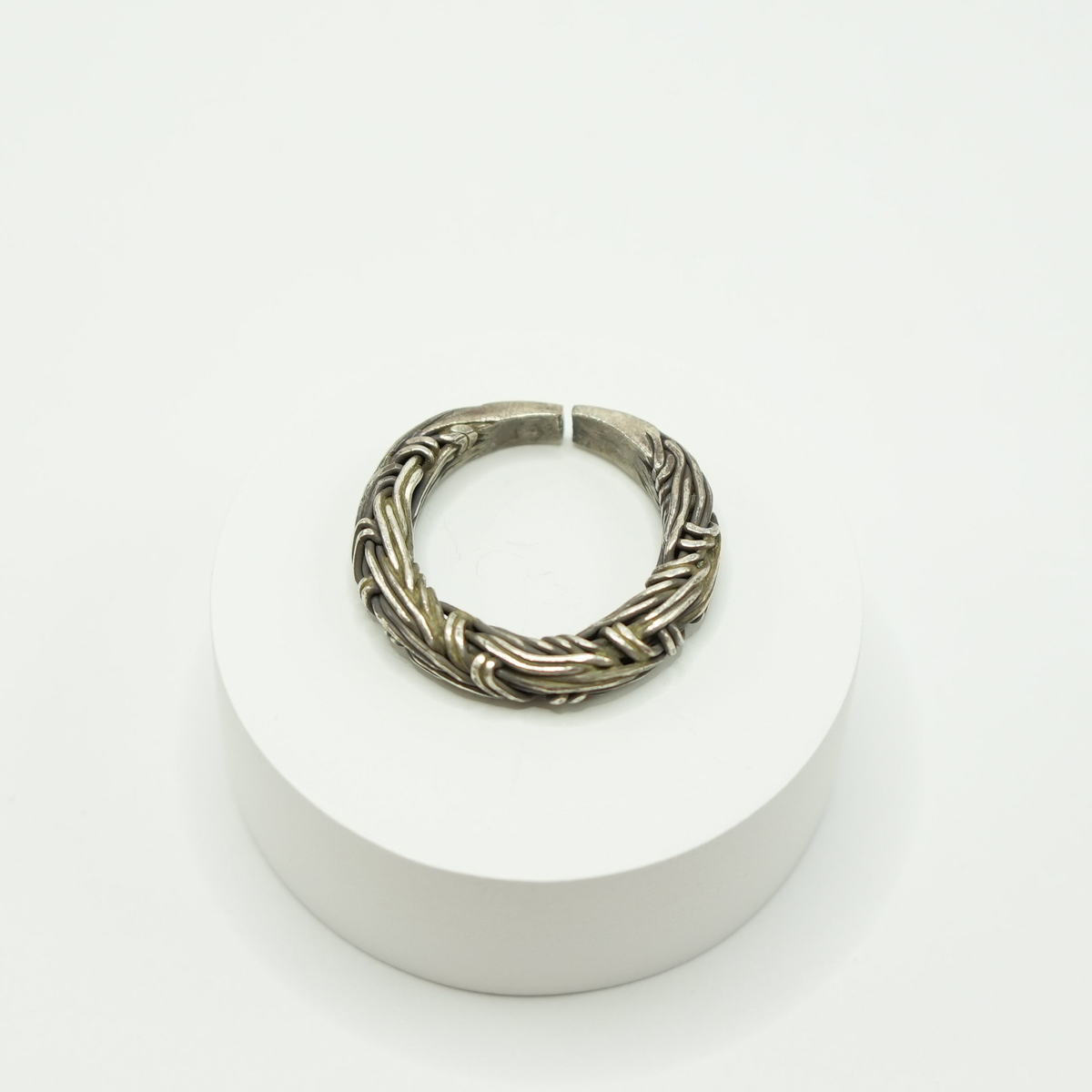 Barbed Wire Ring
