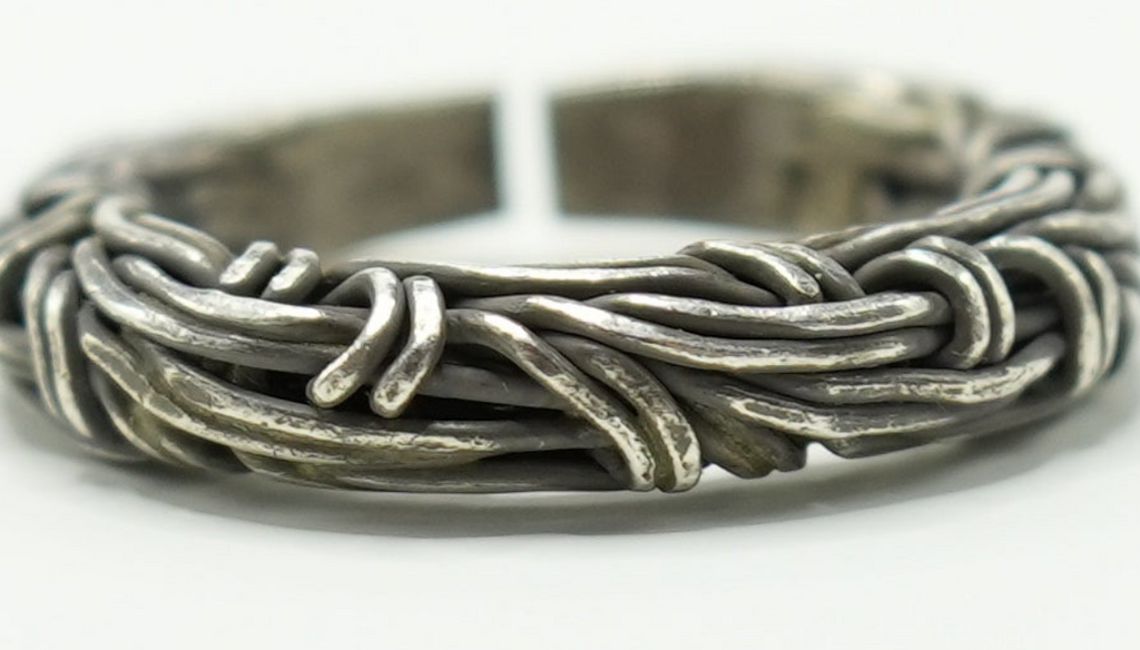 Barbed Wire Ring