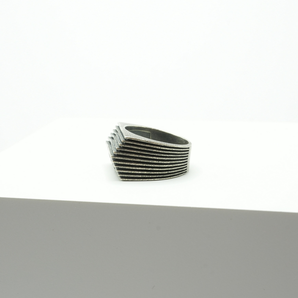 Resonance Ring
