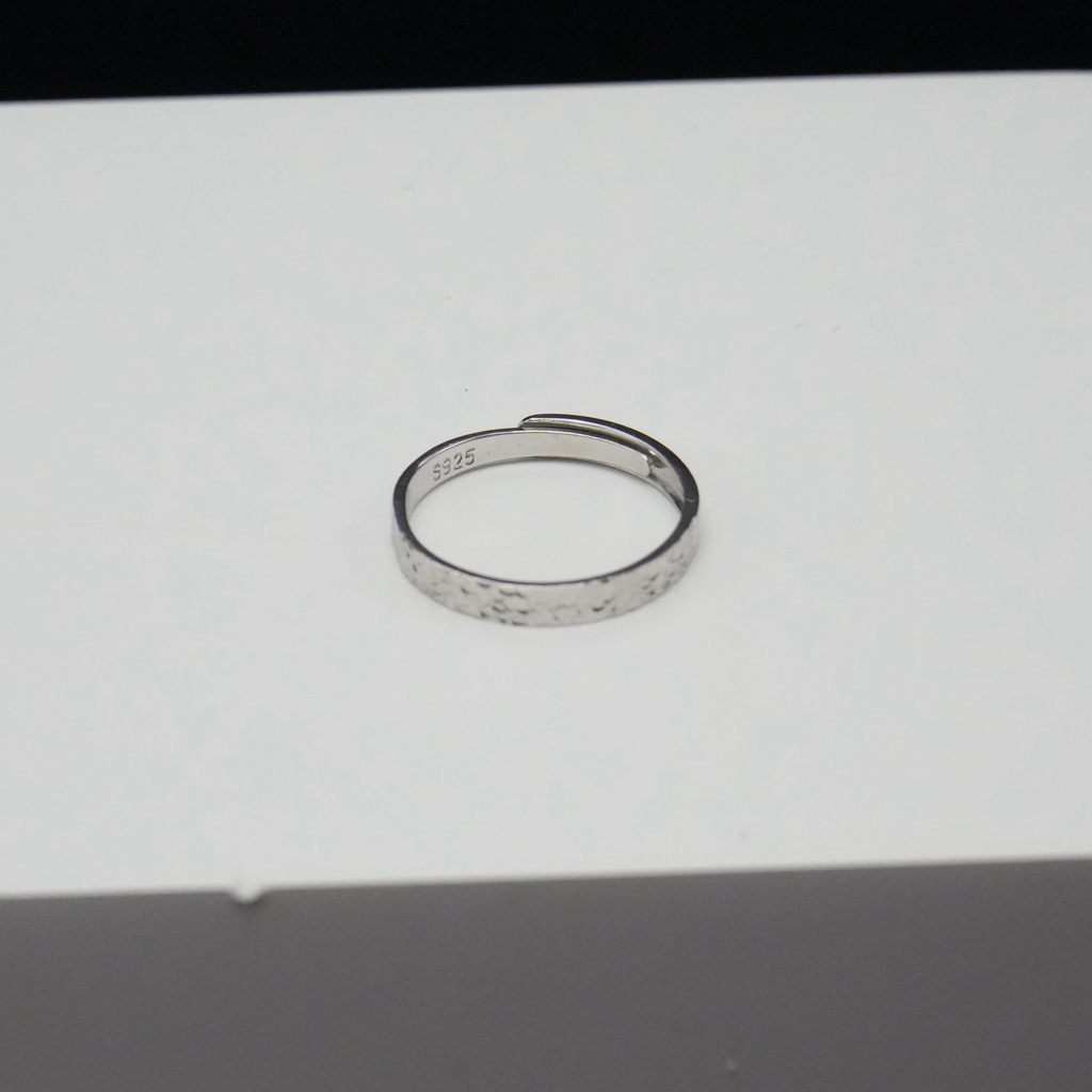 Sparkling Ring